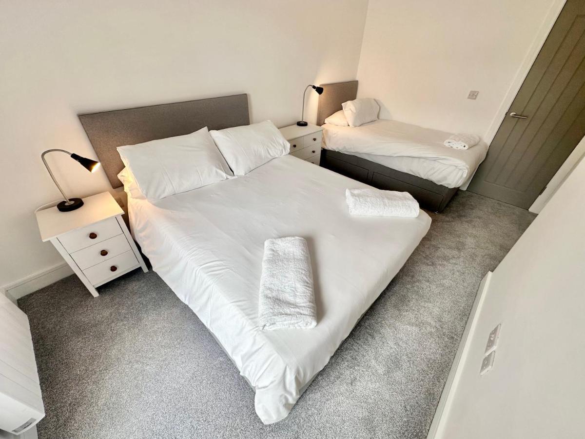 Fountain Apartment No 2 With Free Parking 요크 외부 사진